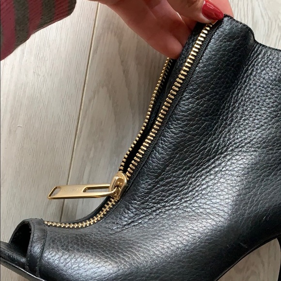 Burberry peep toe heels ( size 9 ) - Picture 8 of 8